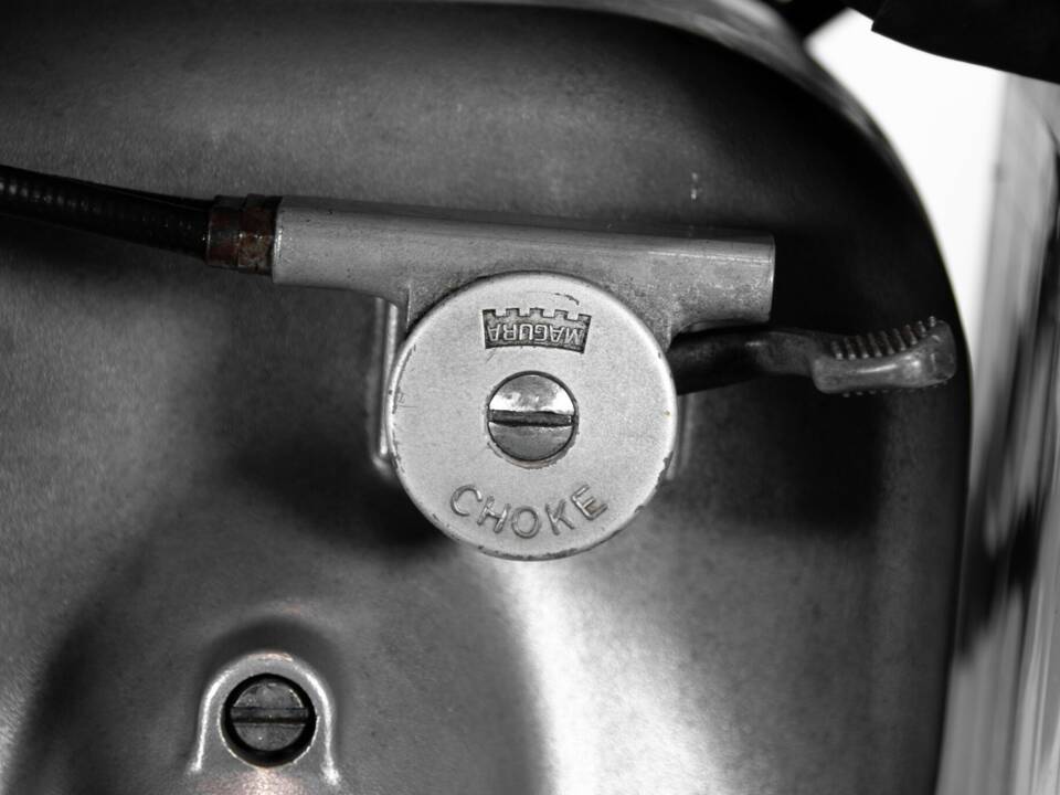 Image 43/50 of BMW DUMMY (1977)