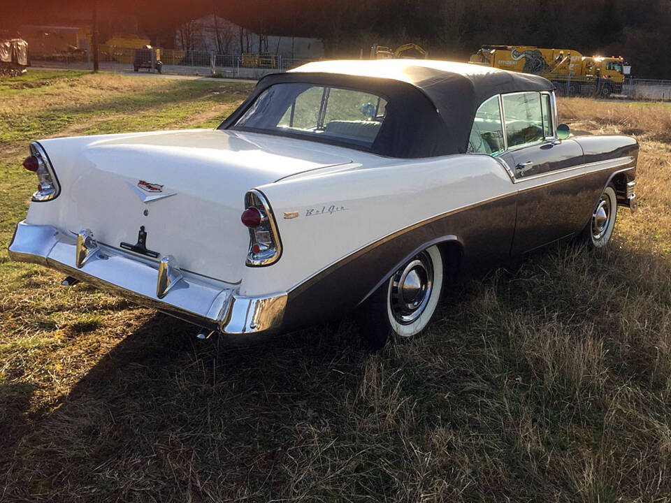 Image 2/20 of Chevrolet Bel Air Convertible (1956)