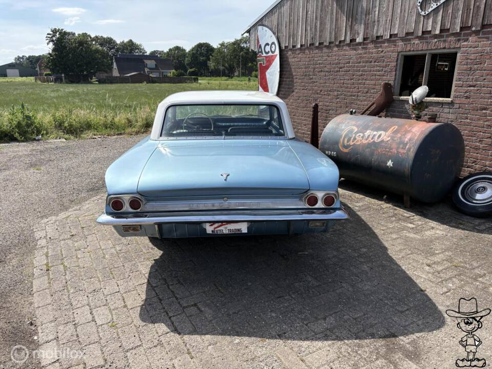 Bild 6/49 von Oldsmobile F-85 Jetfire (1962)