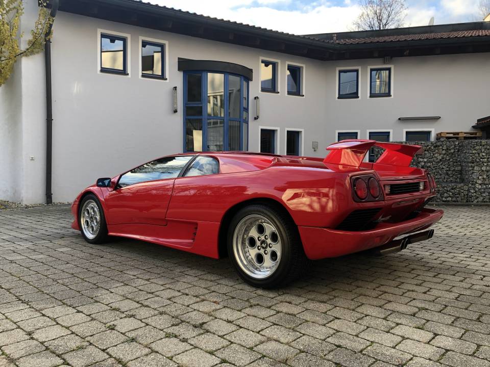 Imagen 10/43 de Lamborghini Diablo VT (1994)