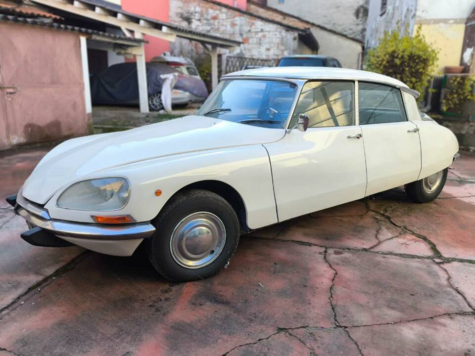 Bild 16/22 von Citroën DS 20 A (1971)