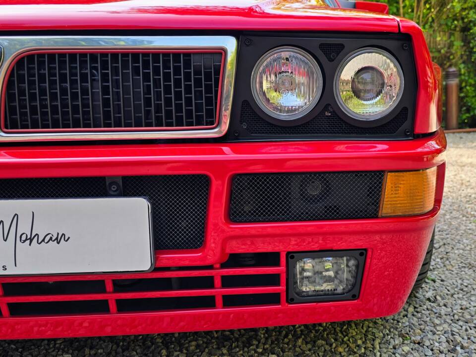 Immagine 21/63 di Lancia Delta HF Integrale Evoluzione II (1994)