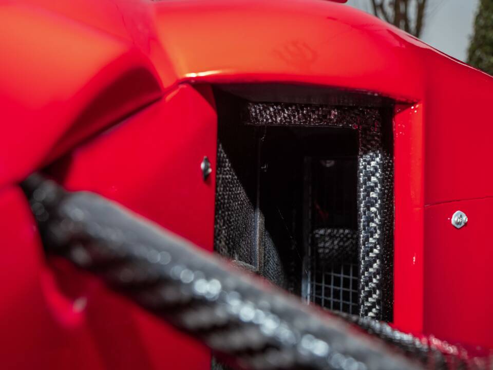 Image 46/85 of Ferrari 641 (1990)