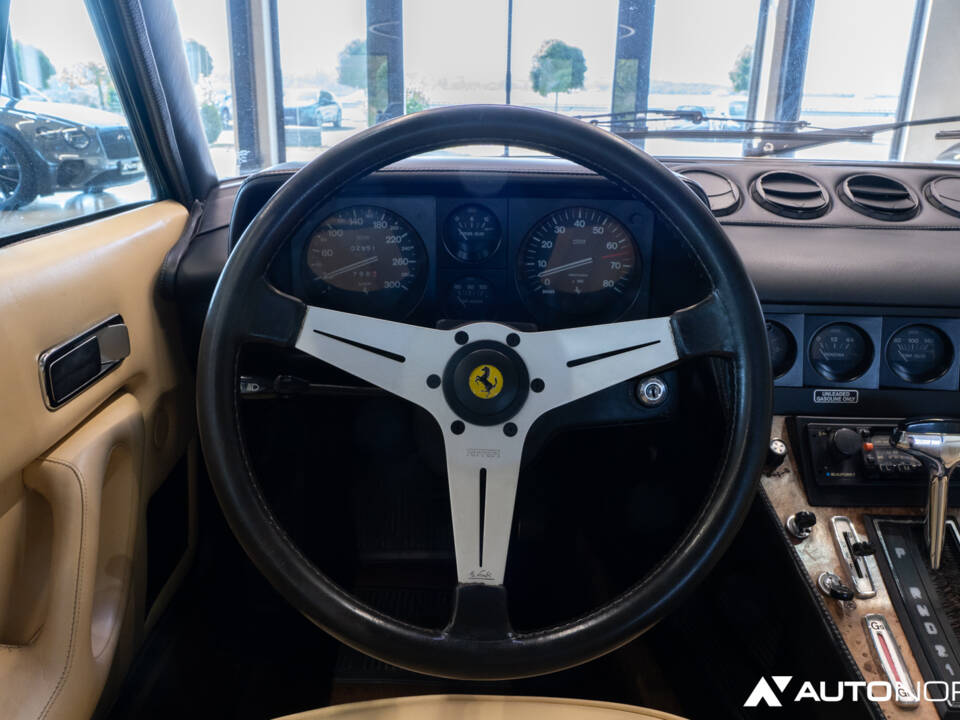 Image 40/49 of Ferrari 400i (1982)