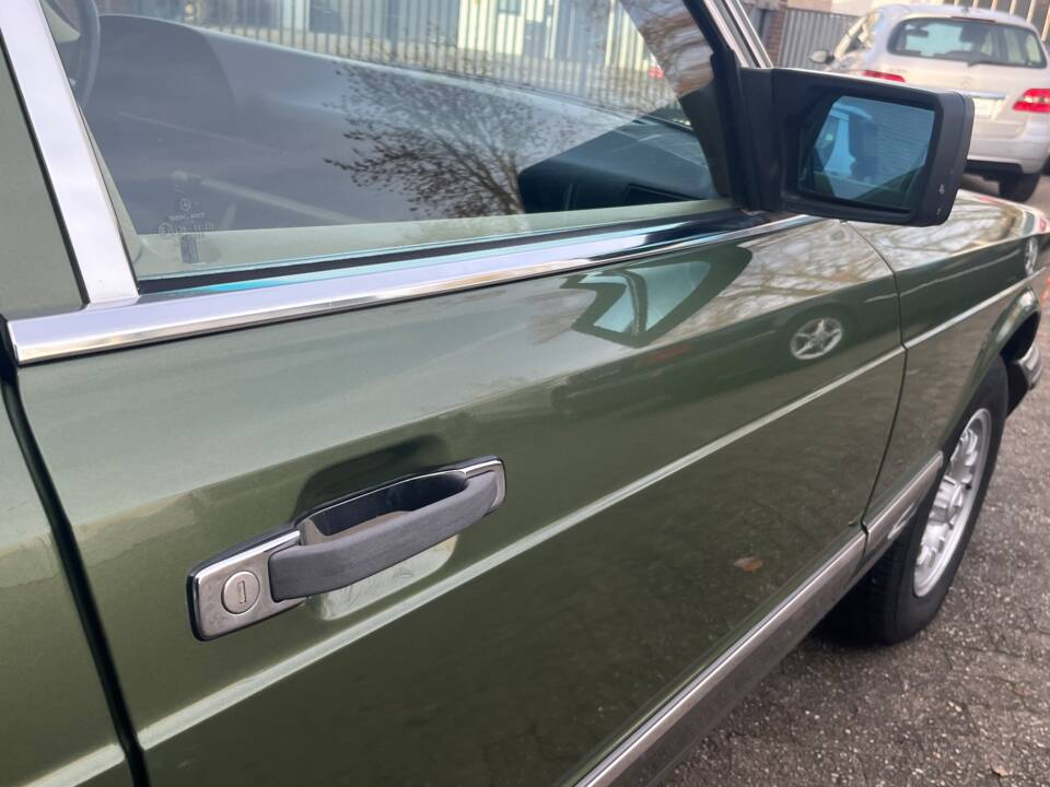 Bild 14/24 von Mercedes-Benz 280 SE (1982)