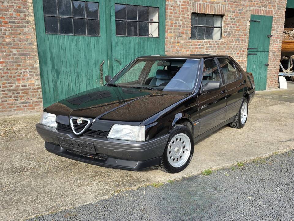 Bild 6/55 von Alfa Romeo 164 2.0 (1989)