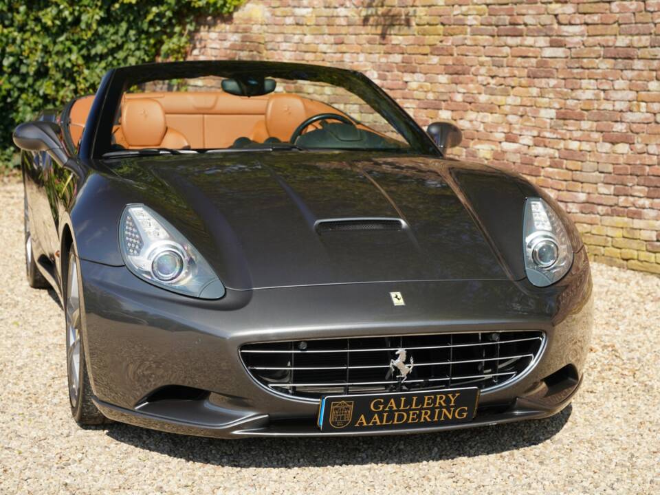 Bild 30/50 von Ferrari California (2010)