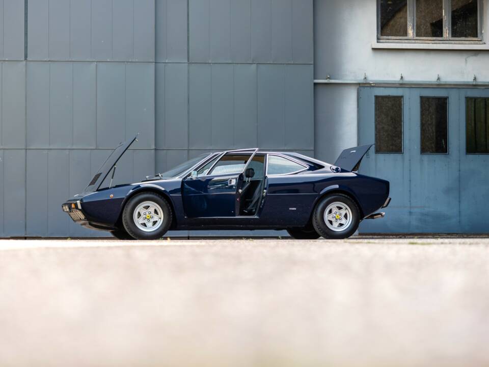 Image 45/50 of Ferrari Dino 308 GT4 (1977)