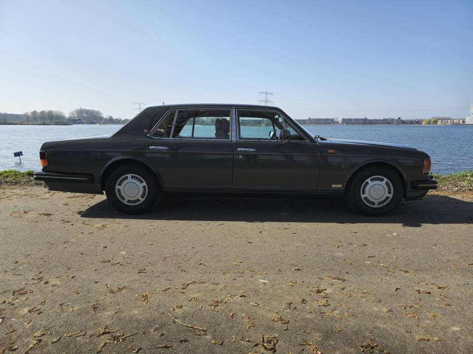 Image 3/33 of Bentley Turbo R lang (1992)