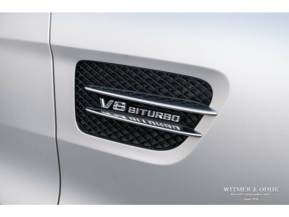 Image 24/43 of Mercedes-Benz C 63 S AMG (2015)