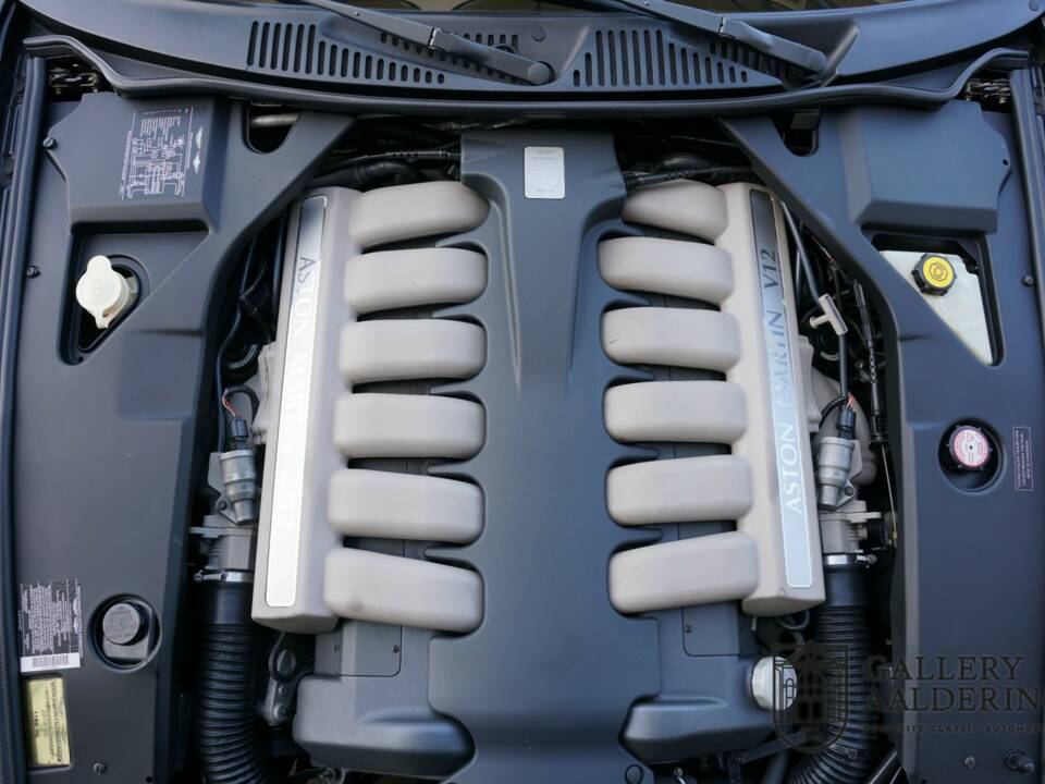 Immagine 4/50 di Aston Martin DB AR1 (2004)