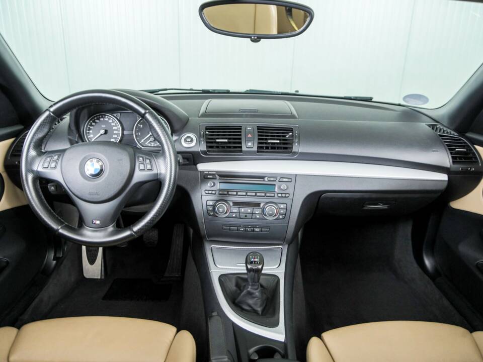 Immagine 7/50 di BMW 120i (2012)