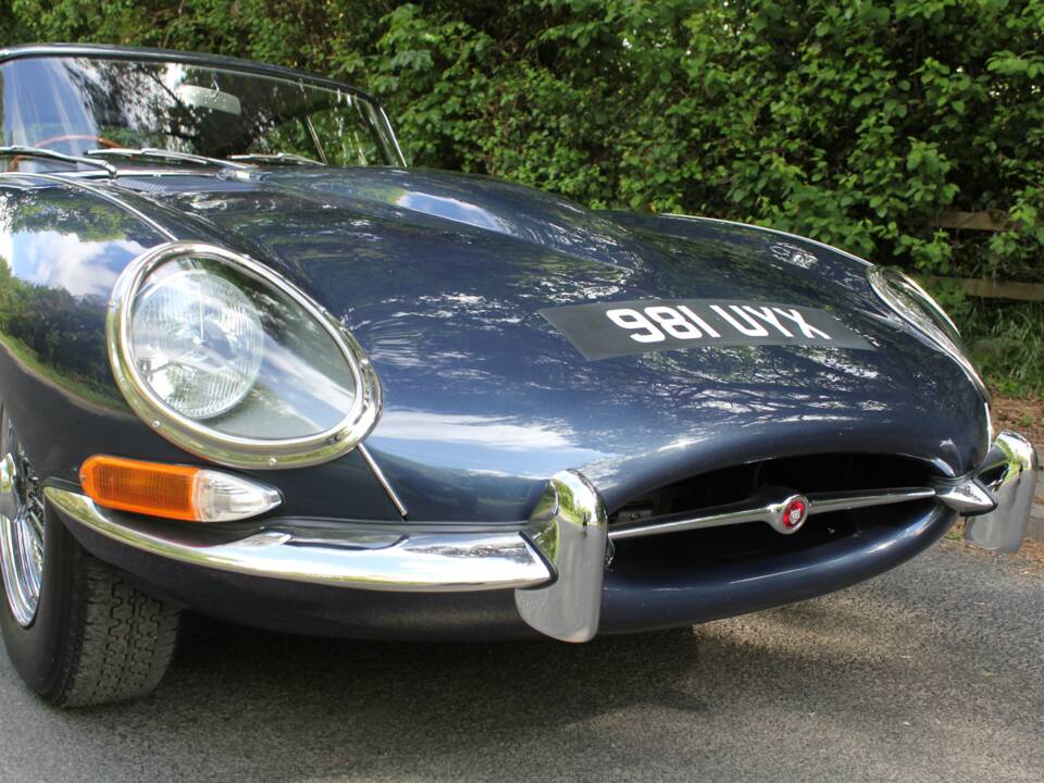 Afbeelding 16/16 van Jaguar E-Type 3.8 (1962)
