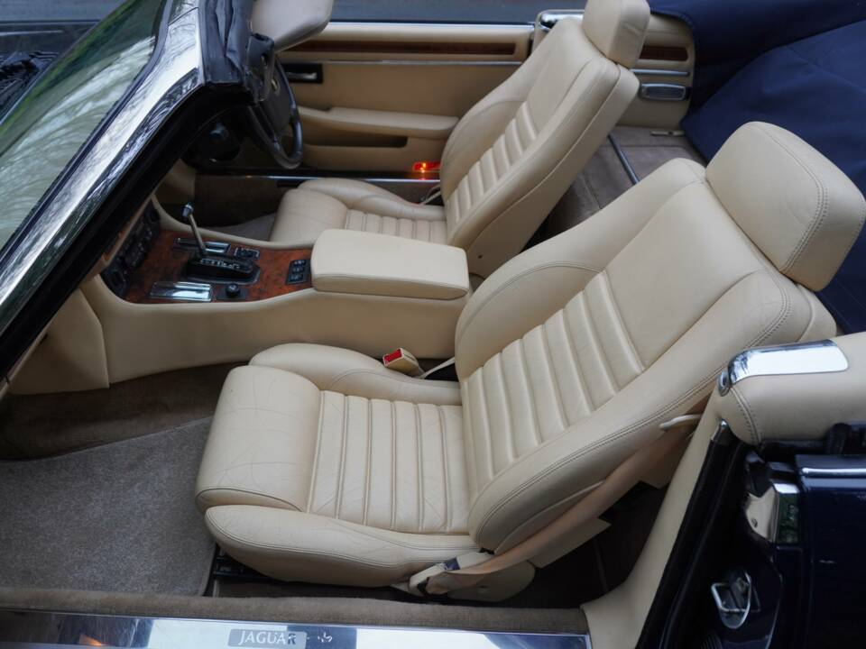 Bild 12/20 von Jaguar XJS 5.3 V12 (1992)