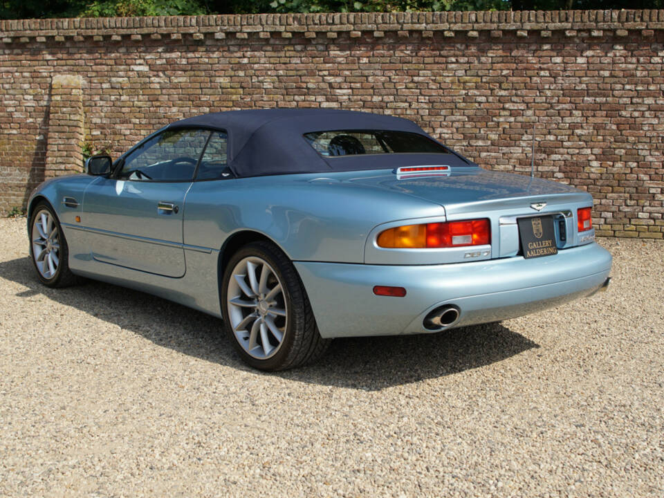 Afbeelding 48/50 van Aston Martin DB 7 Vantage Volante (2000)