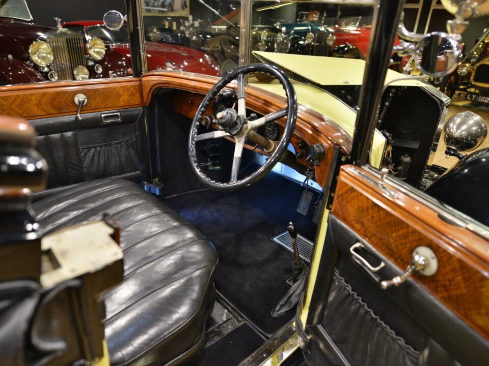 Bild 35/50 von Rolls-Royce 20 HP Doctors Coupe Convertible (1929)