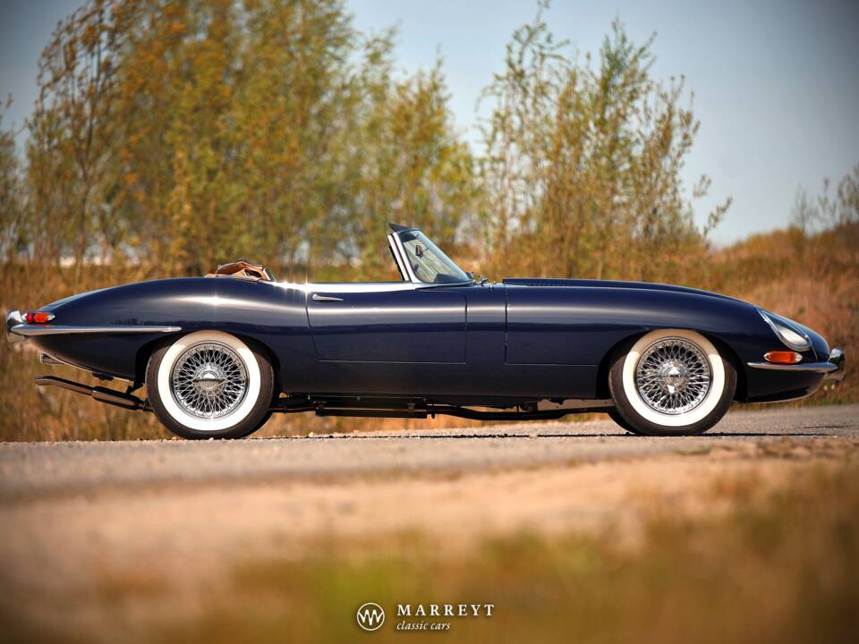 Image 7/80 de Jaguar Type E 4.2 (1966)