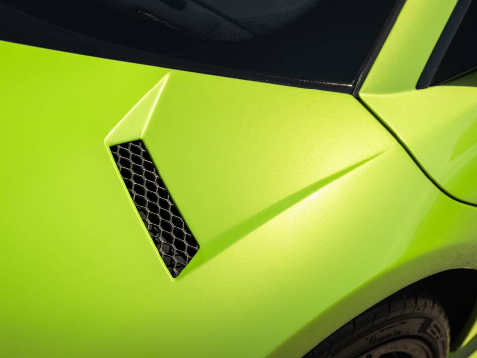 Image 23/25 de Lamborghini Murciélago LP670-4 SV (2009)