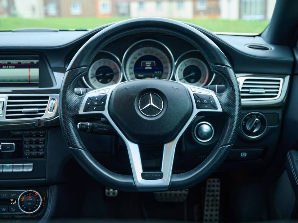 Immagine 39/50 di Mercedes-Benz CLS 350 (2014)