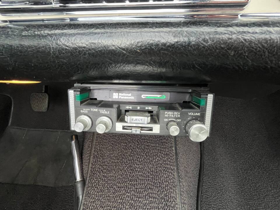 Image 51/100 of Mercedes-Benz 280 SL (1970)