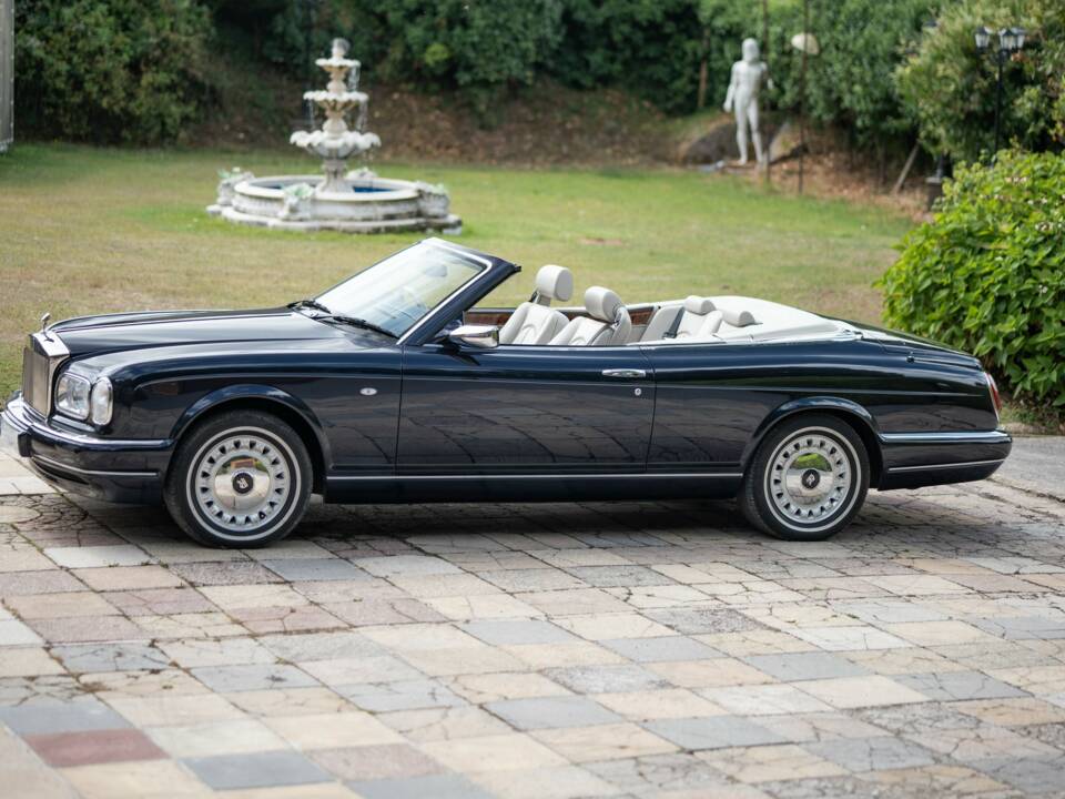 Image 28/50 de Rolls-Royce Corniche V (2000)