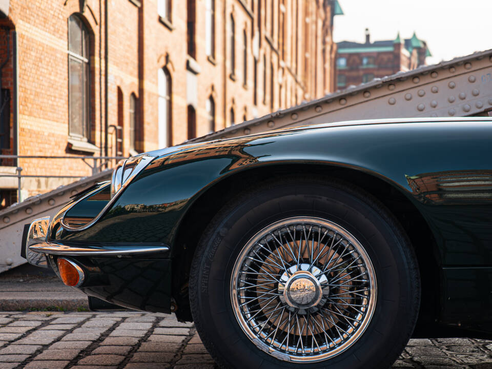 Bild 12/30 von Jaguar E-Type V12 (1974)