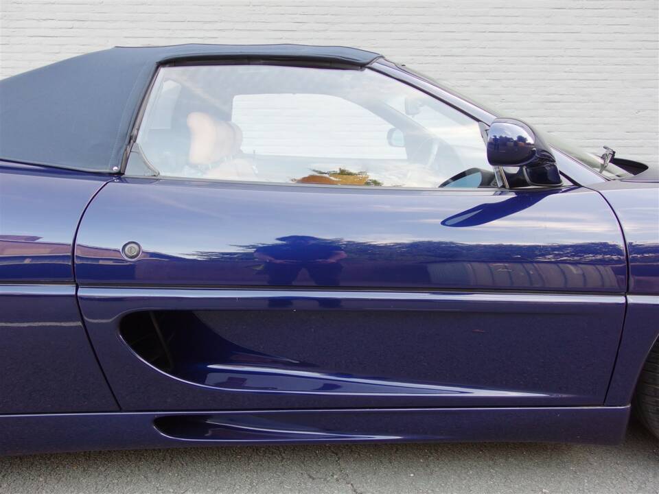 Afbeelding 14/100 van Ferrari F 355 Spider (1997)