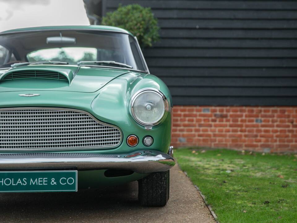 Afbeelding 9/50 van Aston Martin DB 2&#x2F;4 Mk II (1960)