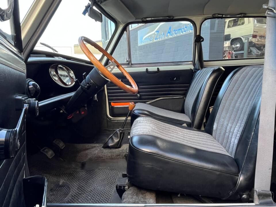Bild 28/90 von Innocenti Mini 1001 Export (1975)