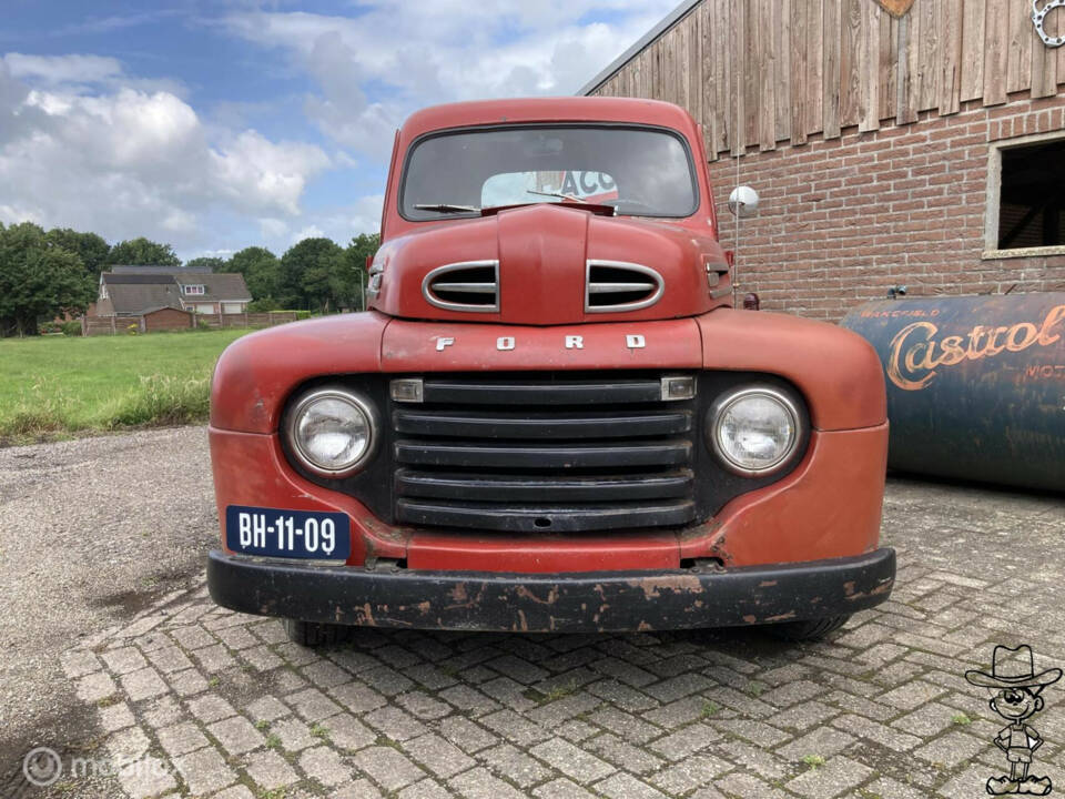 Image 10/31 of Ford F-1 (1949)