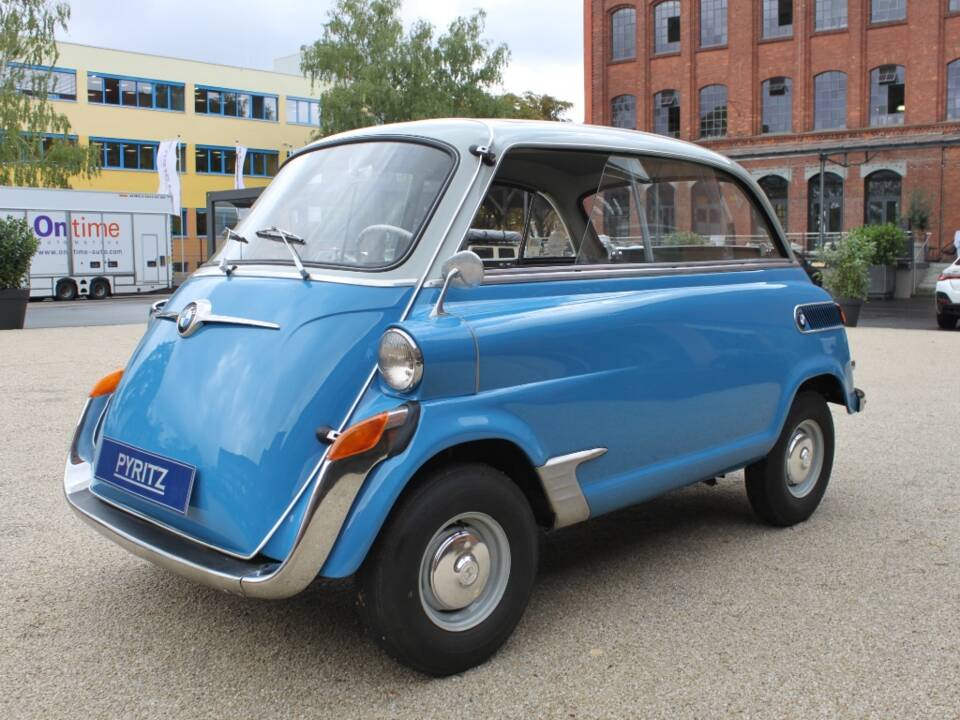 Image 2/17 of BMW 600 (1959)