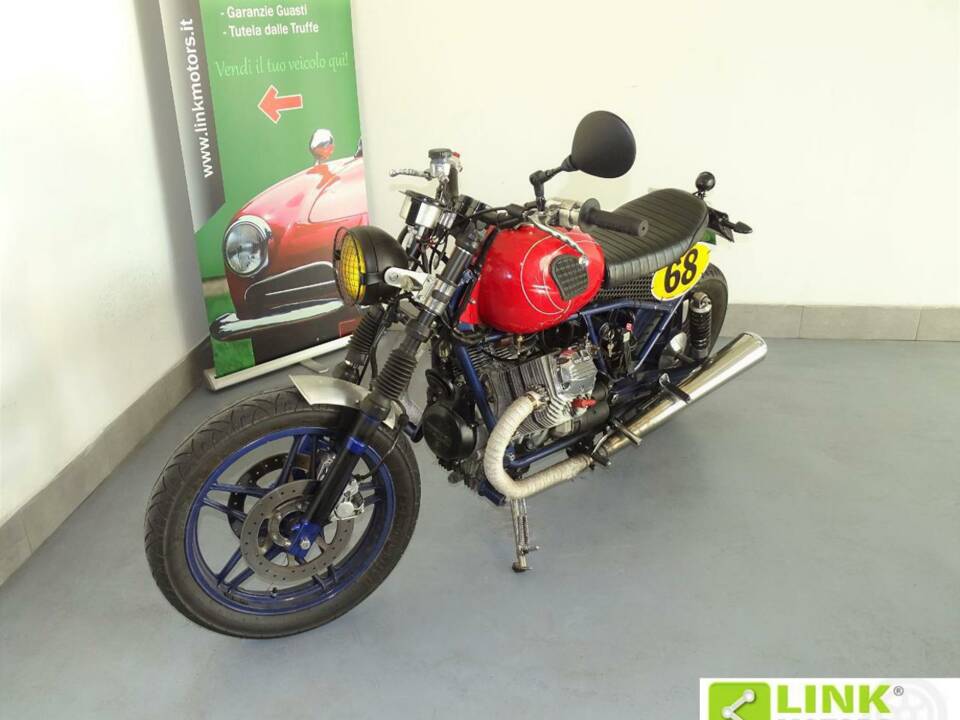 Image 2/10 de Moto Guzzi DUMMY (1982)