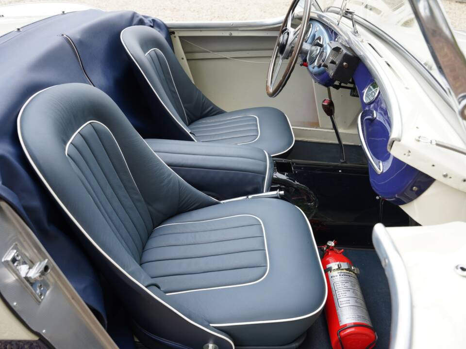 Image 49/50 de Austin-Healey 100/4 (BN1) (1953)