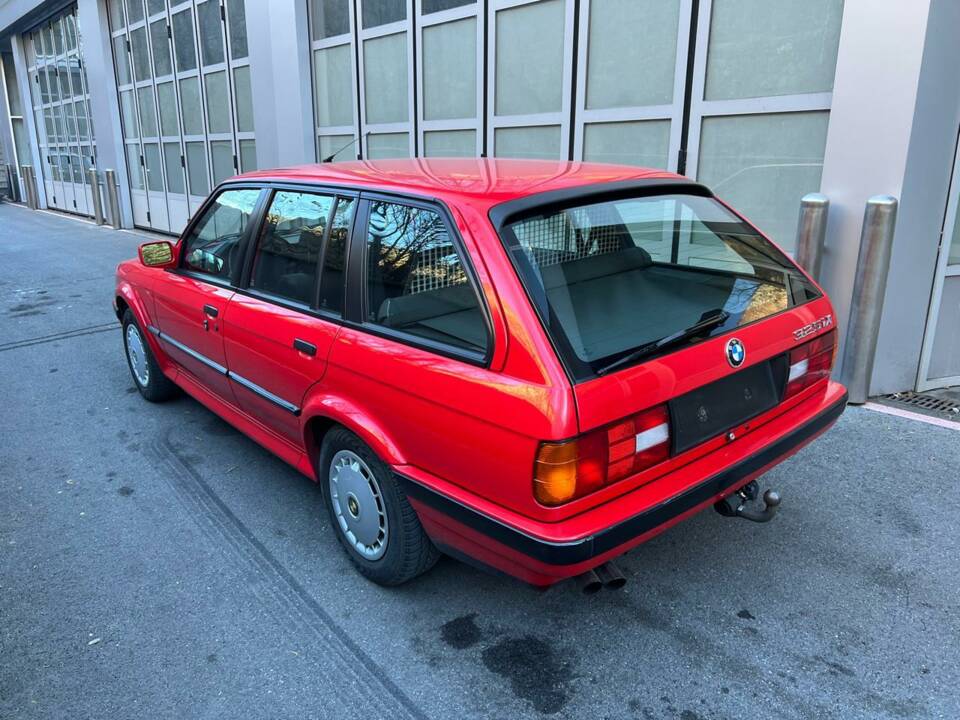 Bild 3/108 von BMW 325ix (1989)