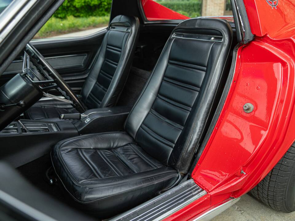 Image 34/50 of Chevrolet Corvette Stingray (1972)