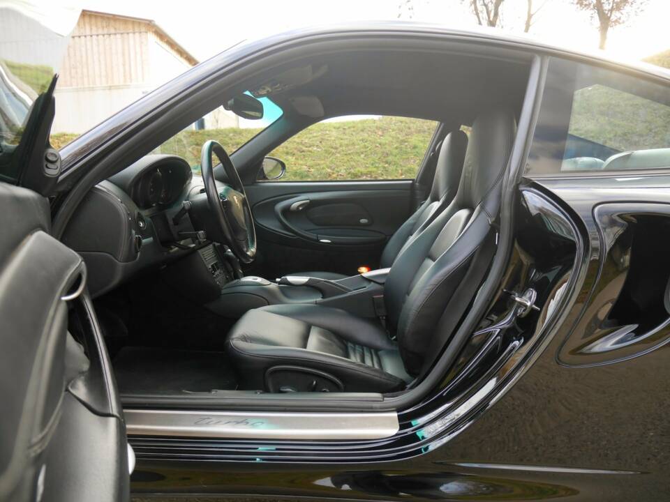 Bild 16/32 von Porsche 911 Turbo (WLS) (2004)