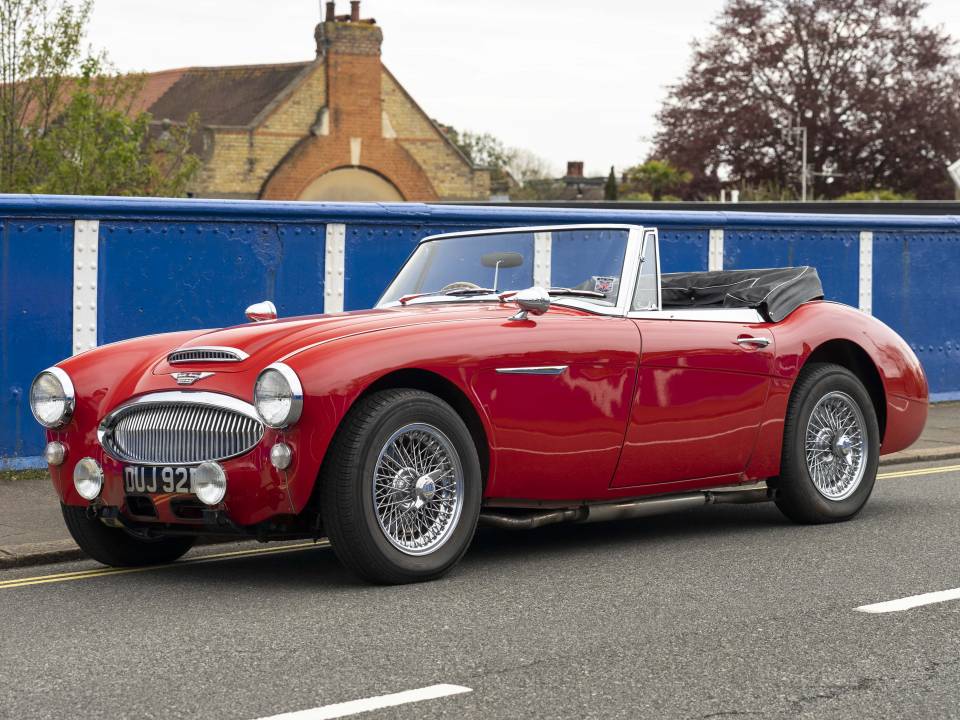 Afbeelding 1/35 van Austin-Healey 3000 Mk III (BJ8) (1964)