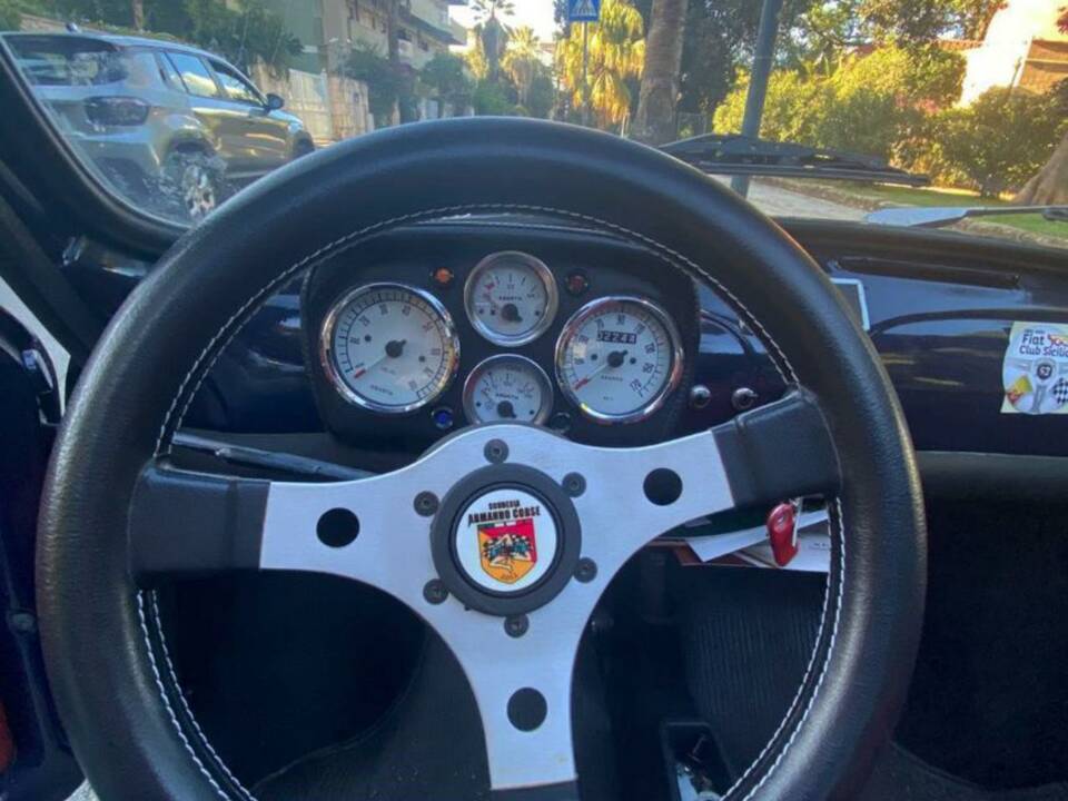 Image 14/41 de FIAT 500 L (1969)