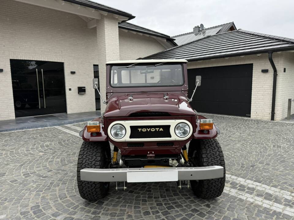 Afbeelding 3/8 van Toyota Land Cruiser FJ 45 (1975)