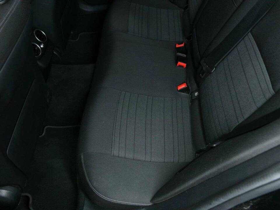 Bild 23/49 von Mercedes-Benz C 220 d 4MATIC (2021)