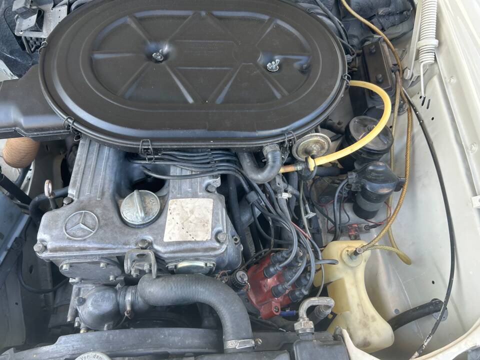 Bild 8/14 von Mercedes-Benz 280 (1973)