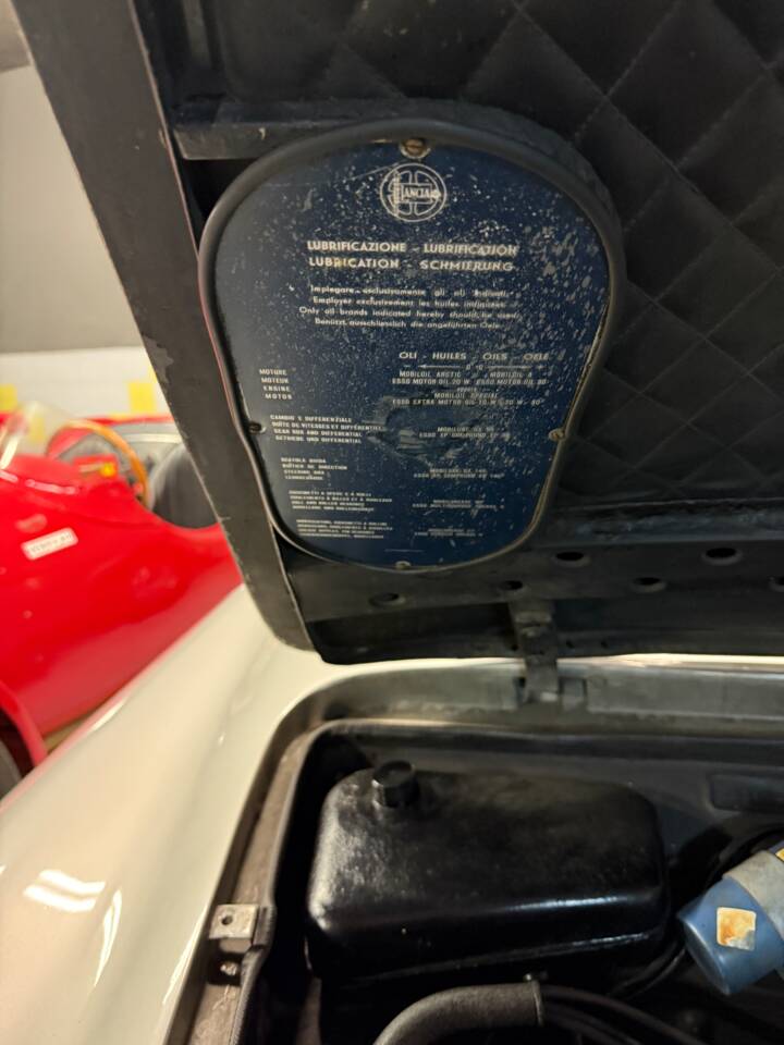 Afbeelding 7/10 van Lancia Aurelia B24 (1958)