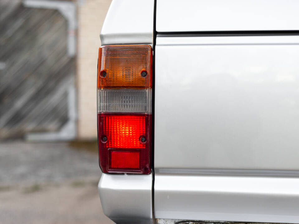 Image 47/100 of Toyota Land Cruiser HJ61 GX (1987)