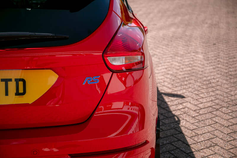 Image 17/37 of Ford Focus RS (2018)
