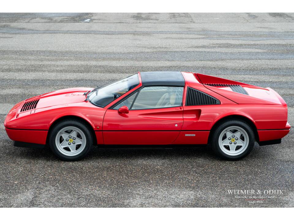 Bild 3/37 von Ferrari 328 GTS (1985)
