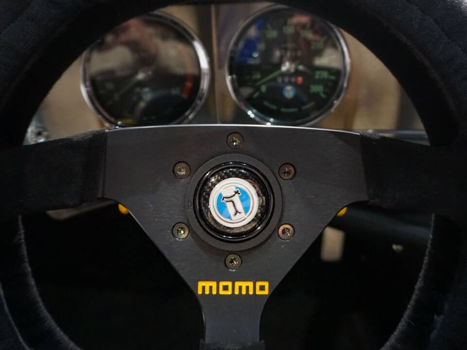 Image 33/51 of De Tomaso Pantera (1973)