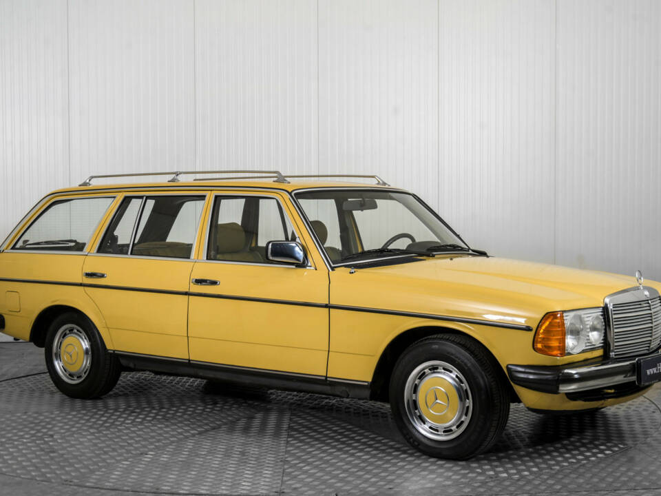 Bild 5/50 von Mercedes-Benz 240 TD (1982)