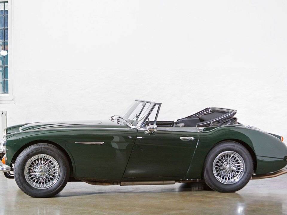 Imagen 2/20 de Austin-Healey 3000 Mk III (BJ8) (1966)