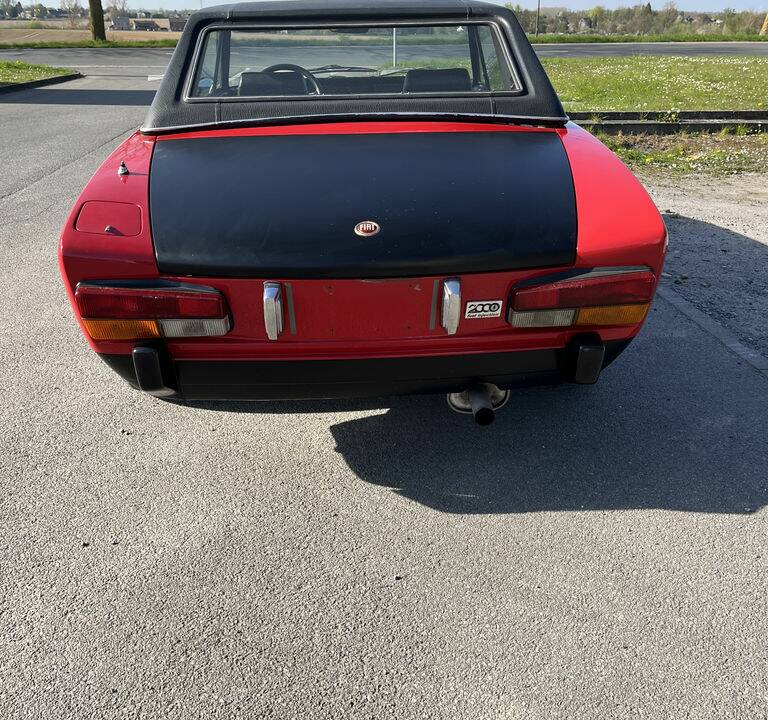 Image 7/8 de FIAT 124 Spider Rallye (1982)