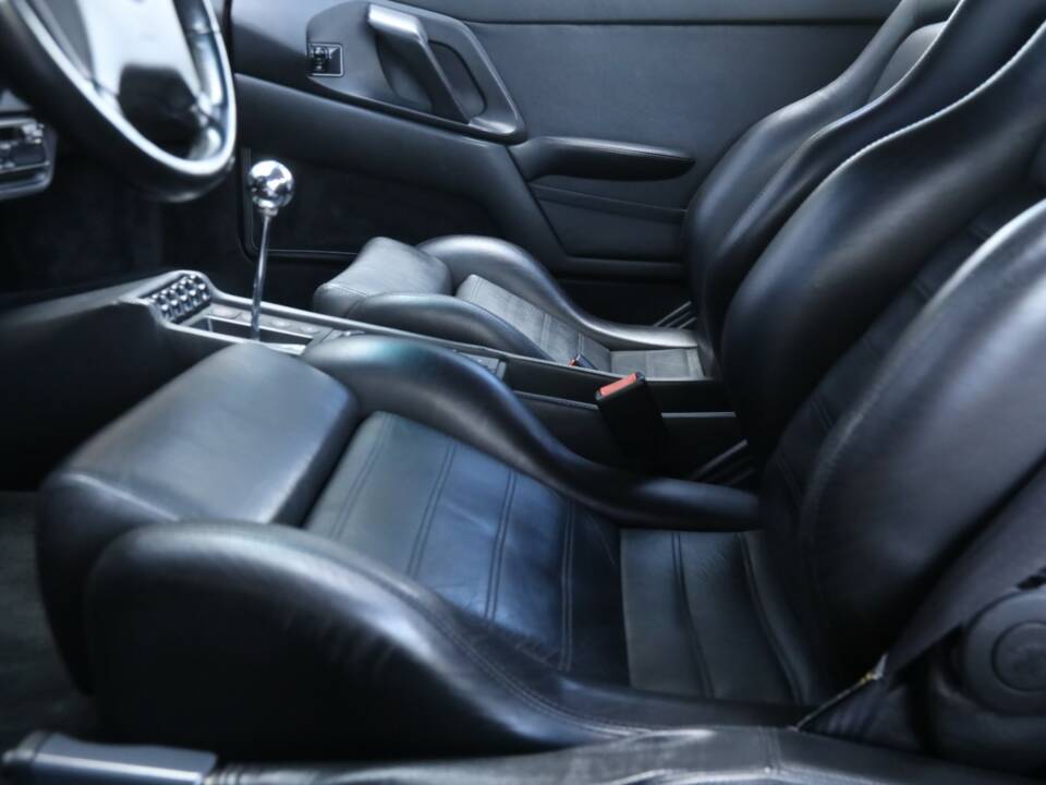 Bild 17/50 von Ferrari F 355 Berlinetta (1996)